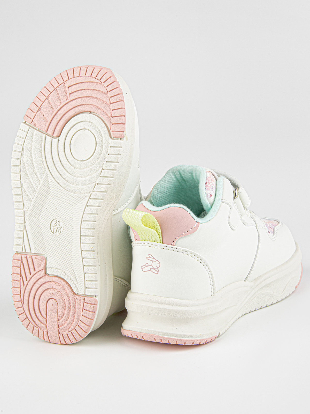 Кроссовки артикул:71581-2-5