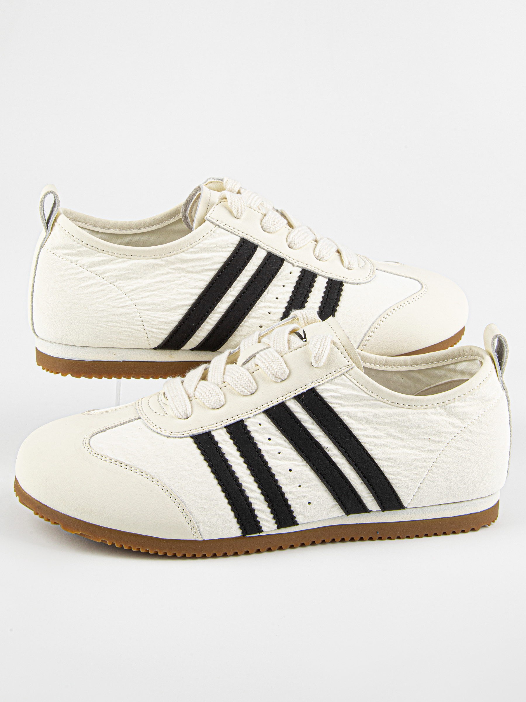 Кроссовки артикул:74957-2-4