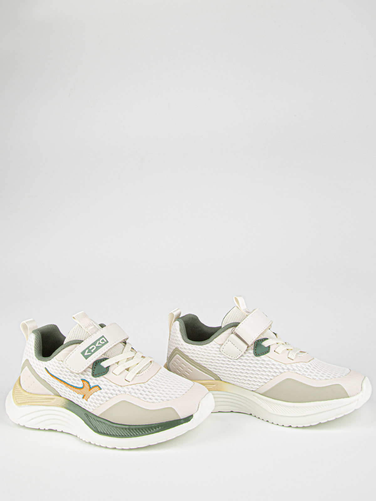 Кроссовки артикул:731142-20-2