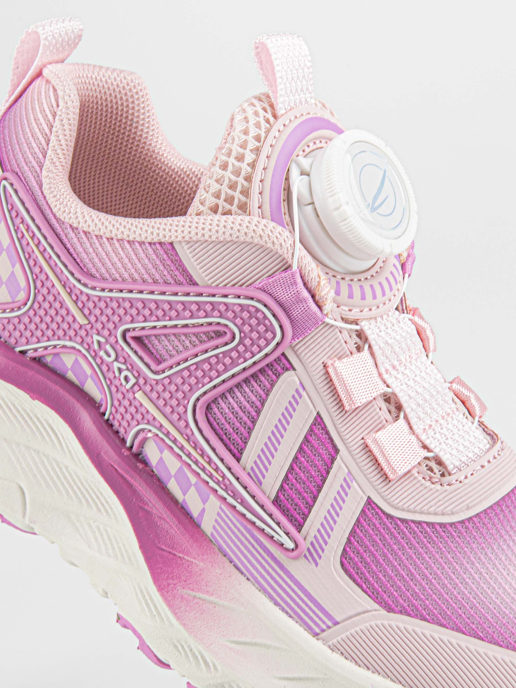 Кроссовки артикул:721208-1-3