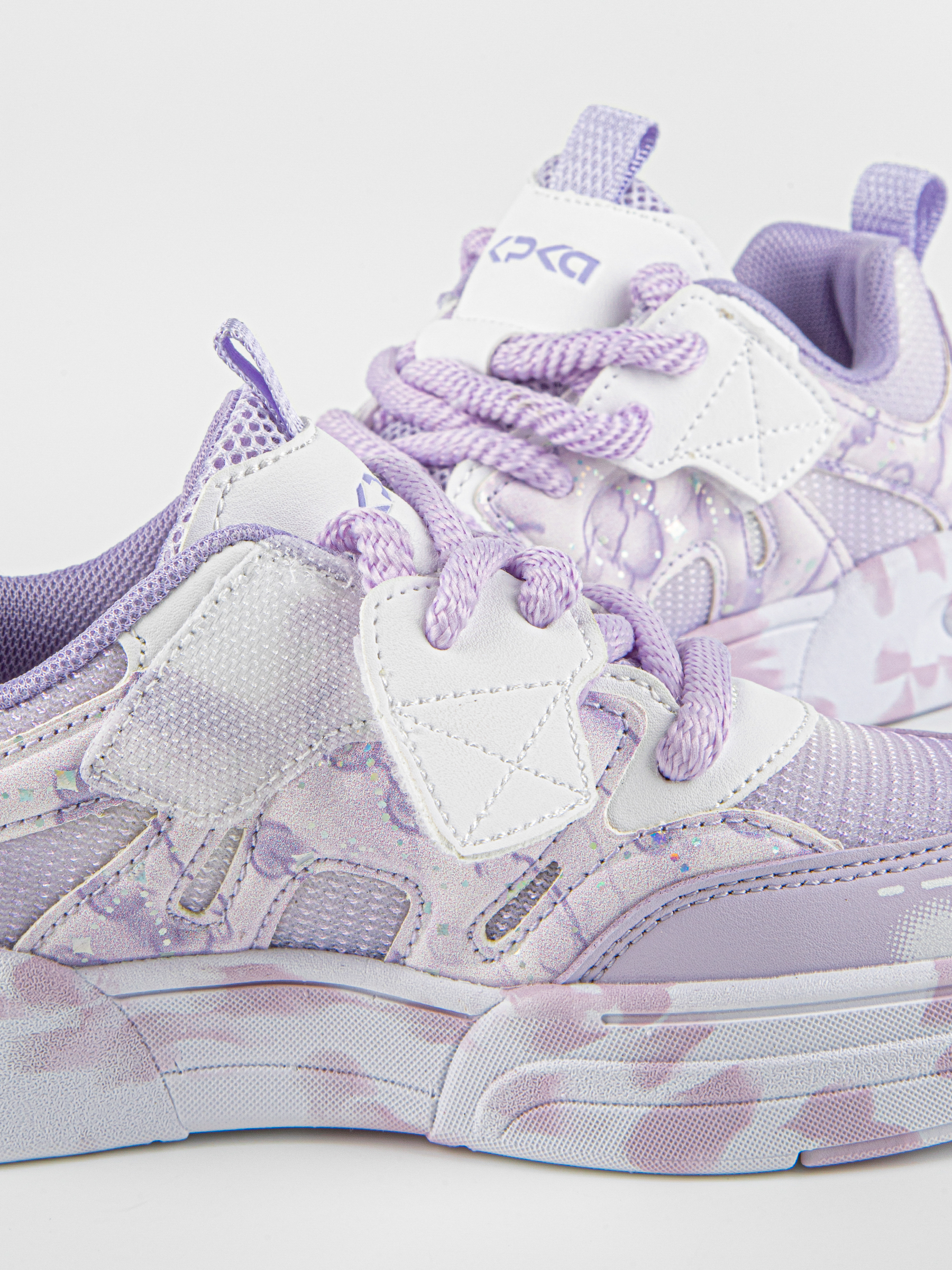 Кроссовки артикул:731257-1-9