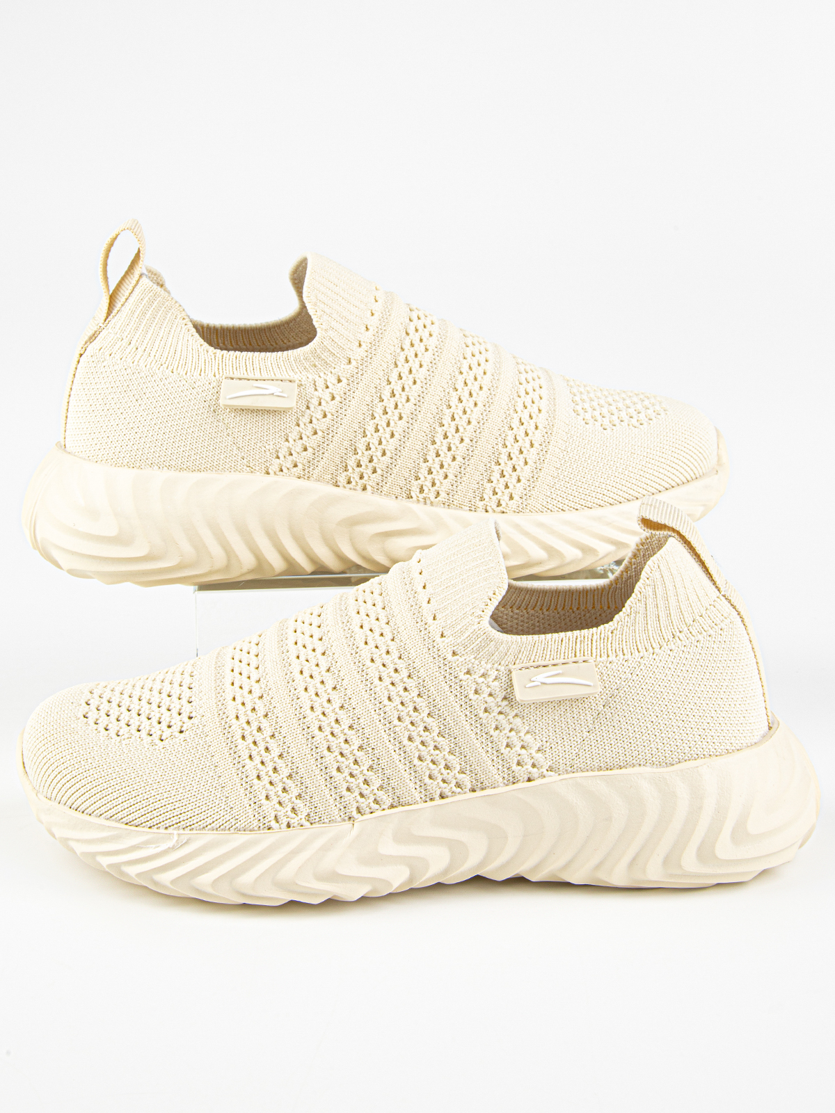 Кроссовки артикул:721152н-11-4