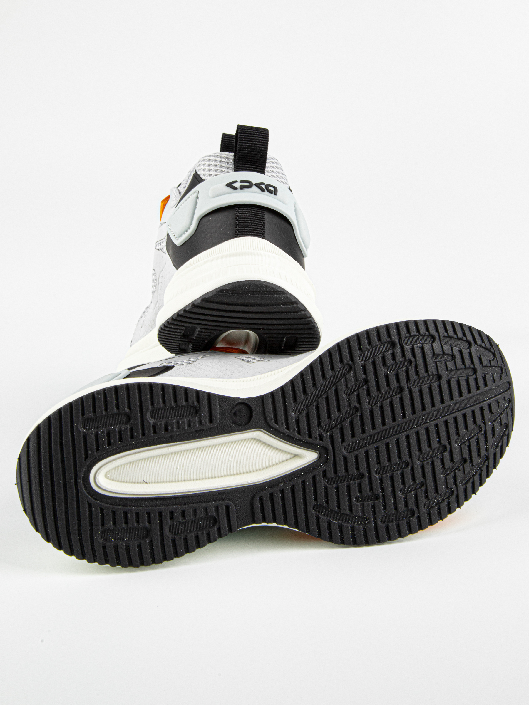 Кроссовки артикул:731256-3-5