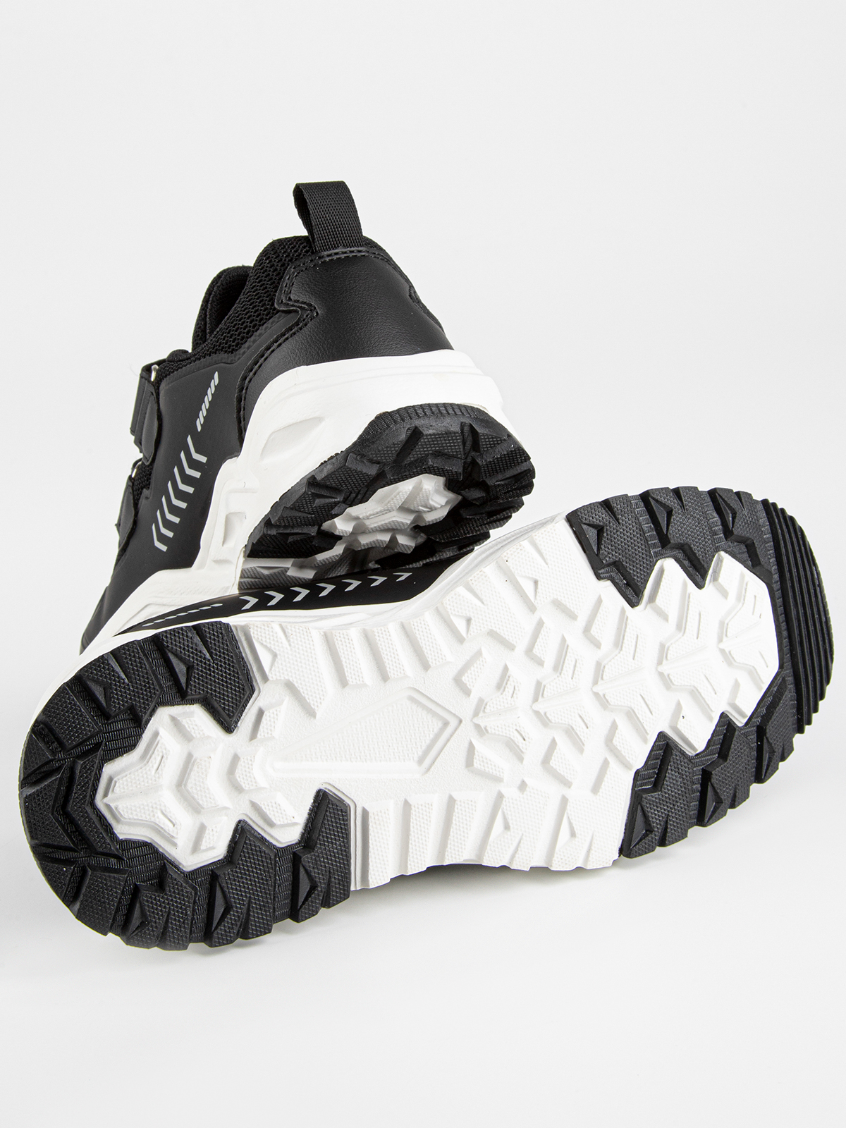 Кроссовки артикул:731089-20-5