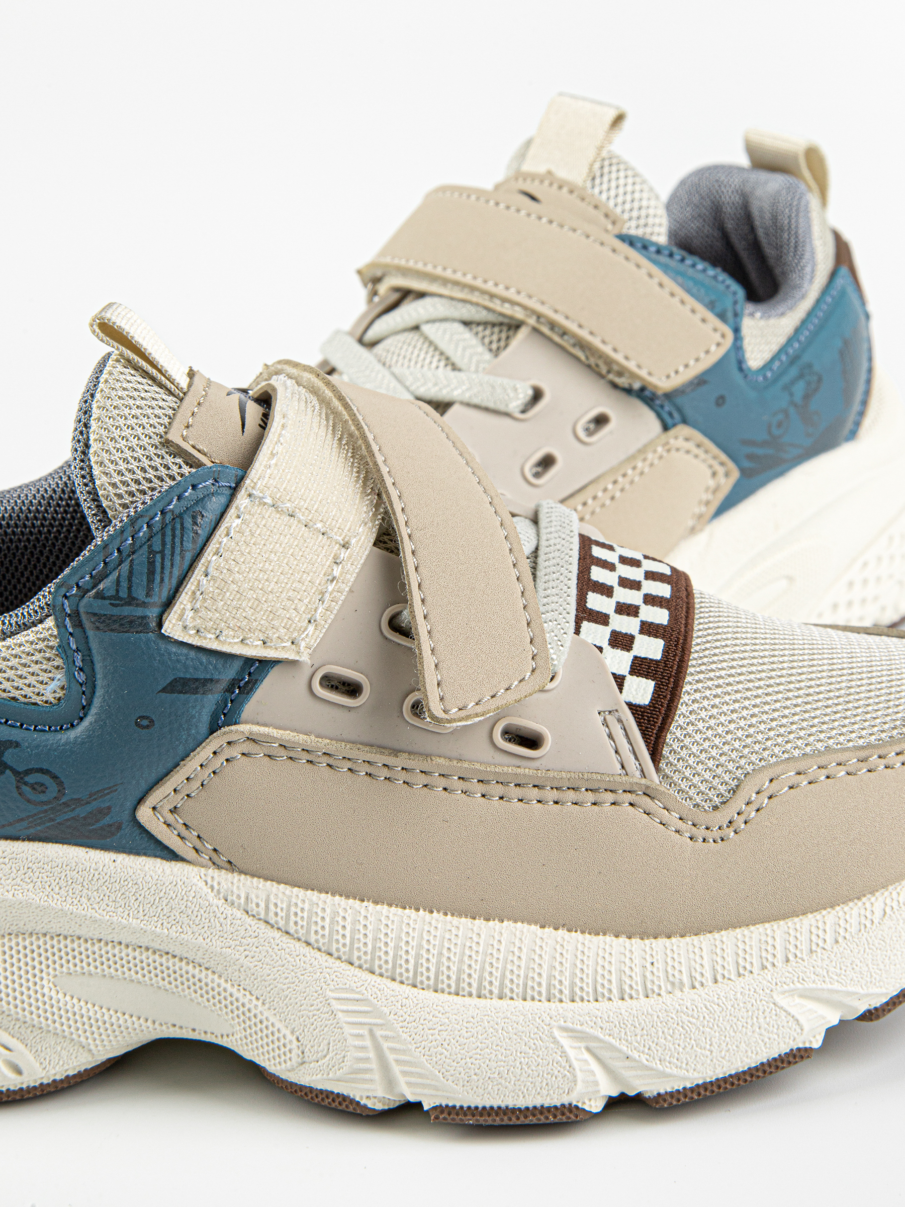 Кроссовки артикул:721233-2-9