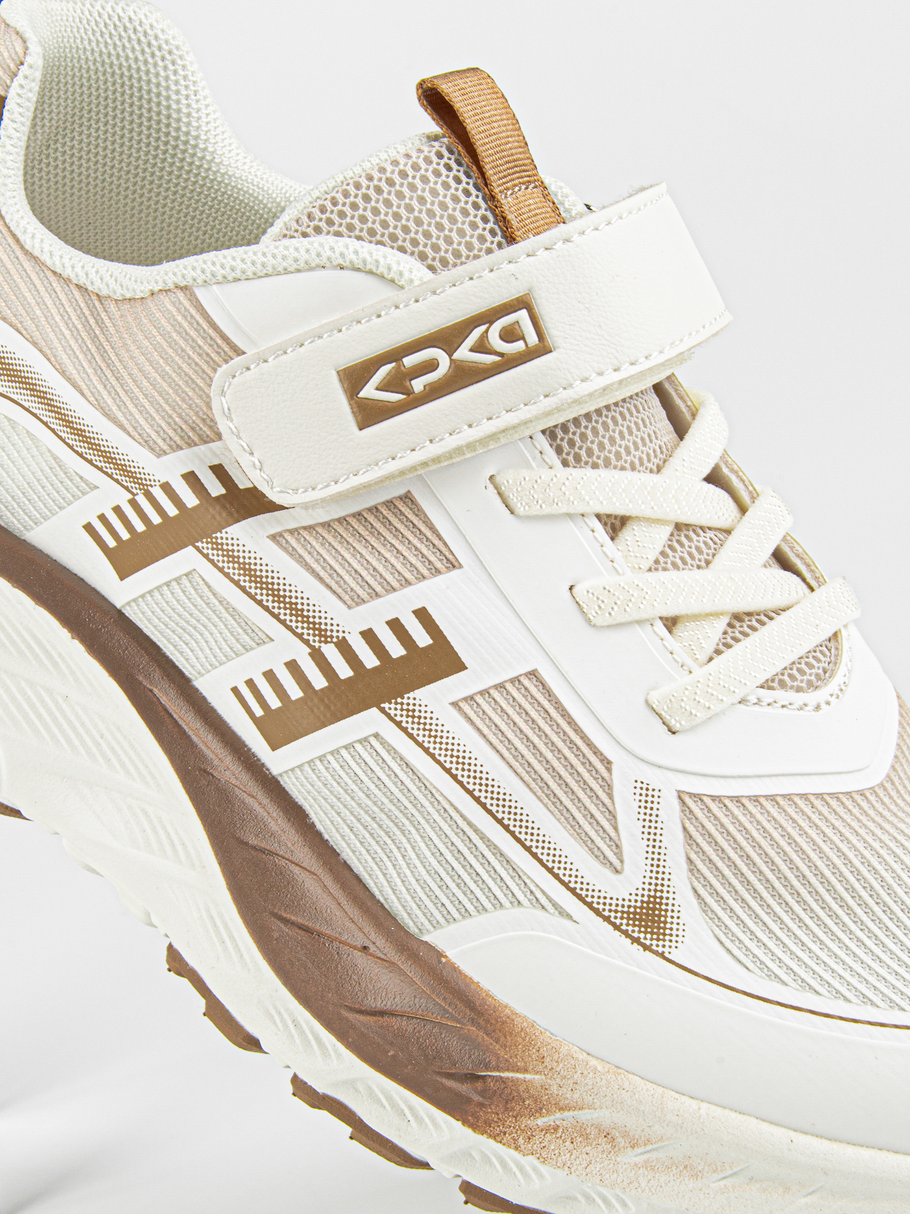 Кроссовки артикул:731250-1-3