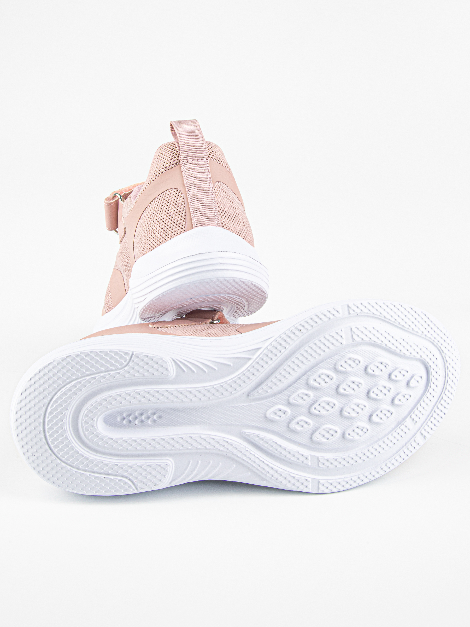 Кроссовки артикул:731307-1-5