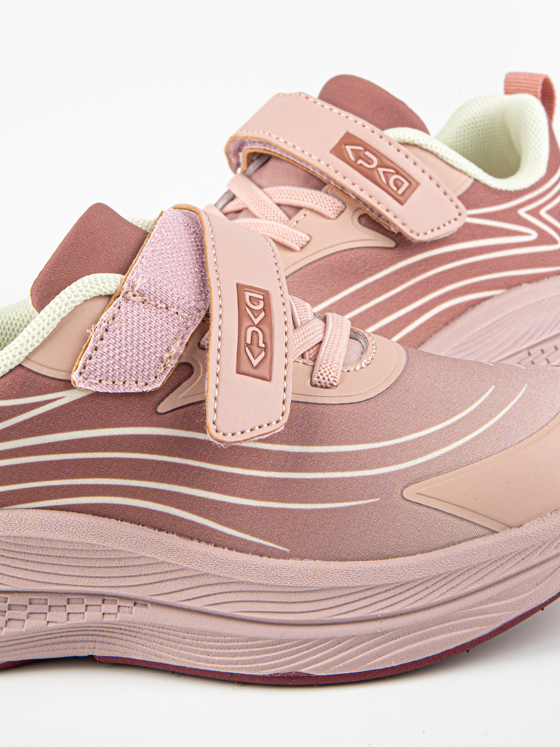 Кроссовки артикул:721228с-1-9