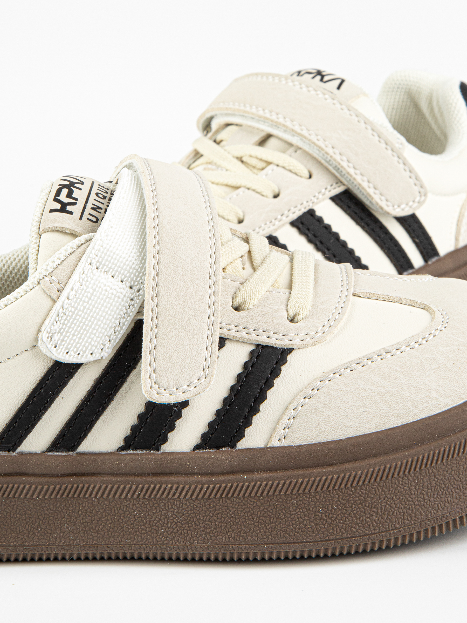 Кроссовки артикул:721196-2-9