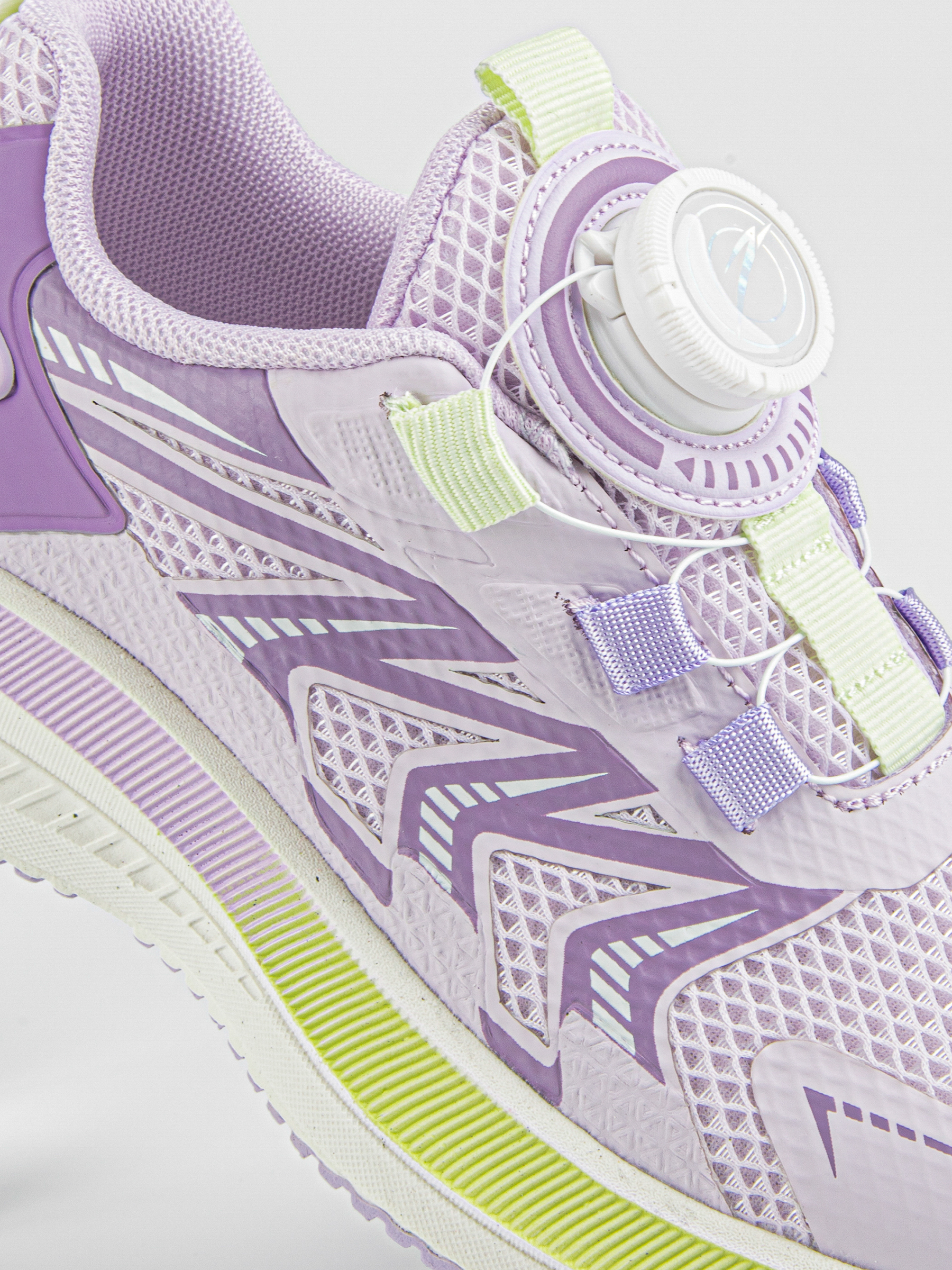 Кроссовки артикул:731256-1-3