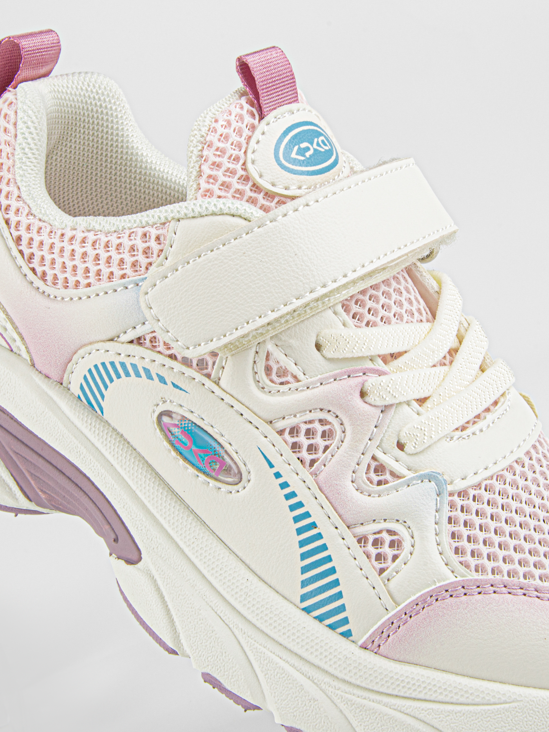 Кроссовки артикул:731249н-1-3