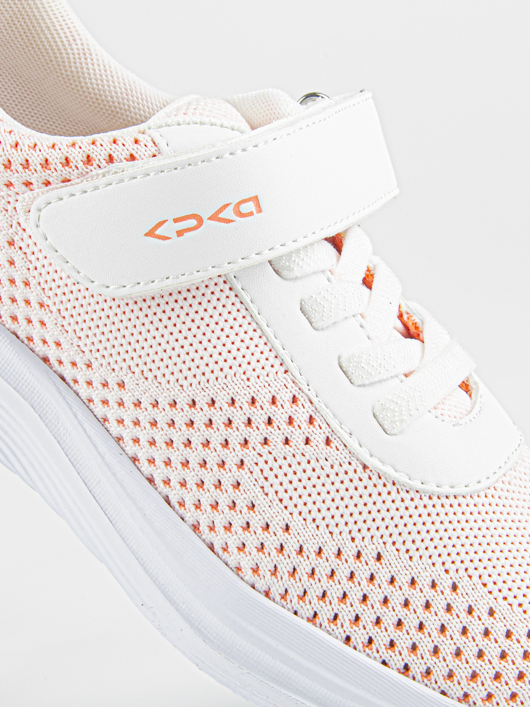 Кроссовки артикул:731306н-1-3