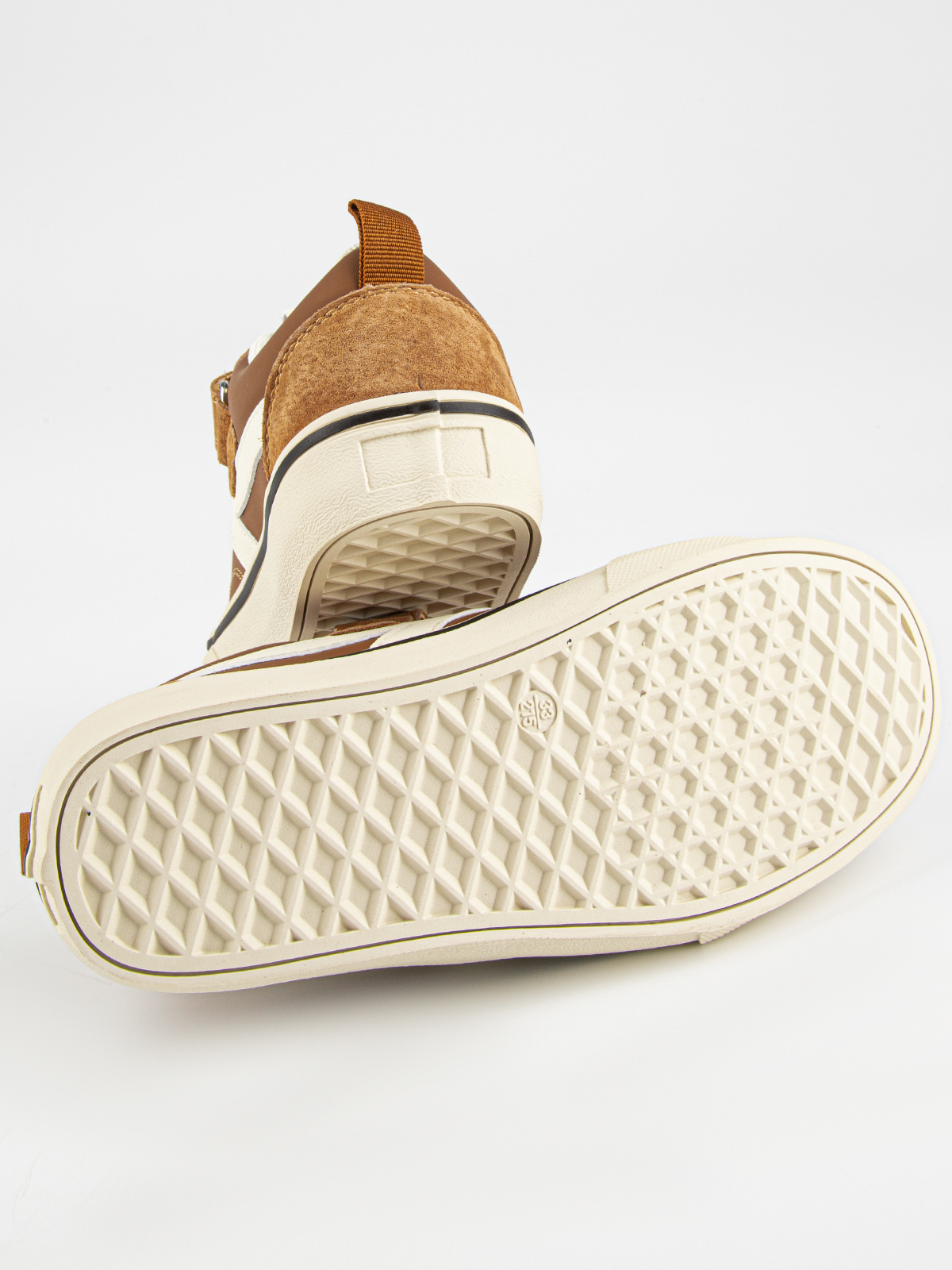 Кроссовки артикул:731212-2-5