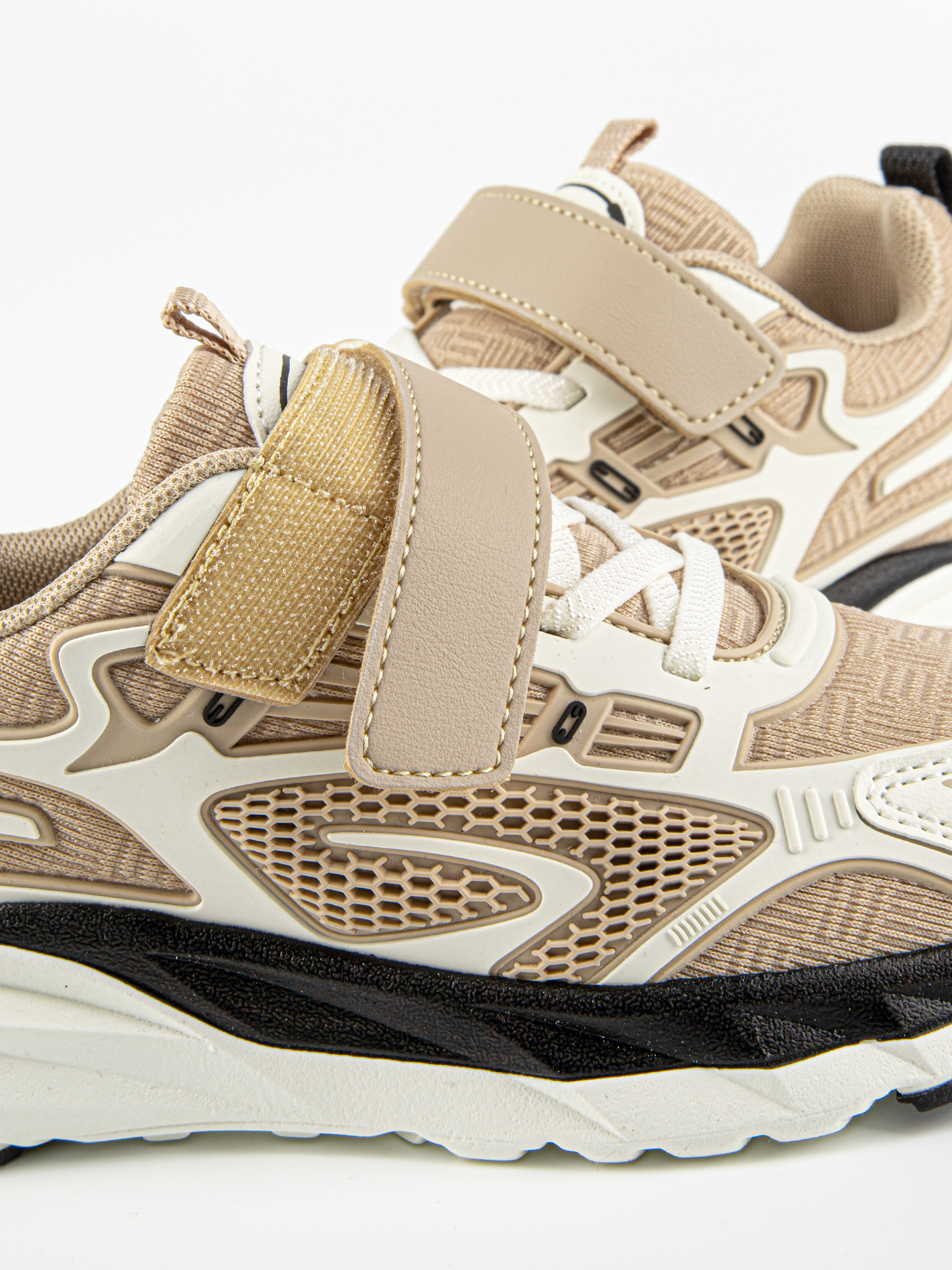 Кроссовки артикул:731269-2-9