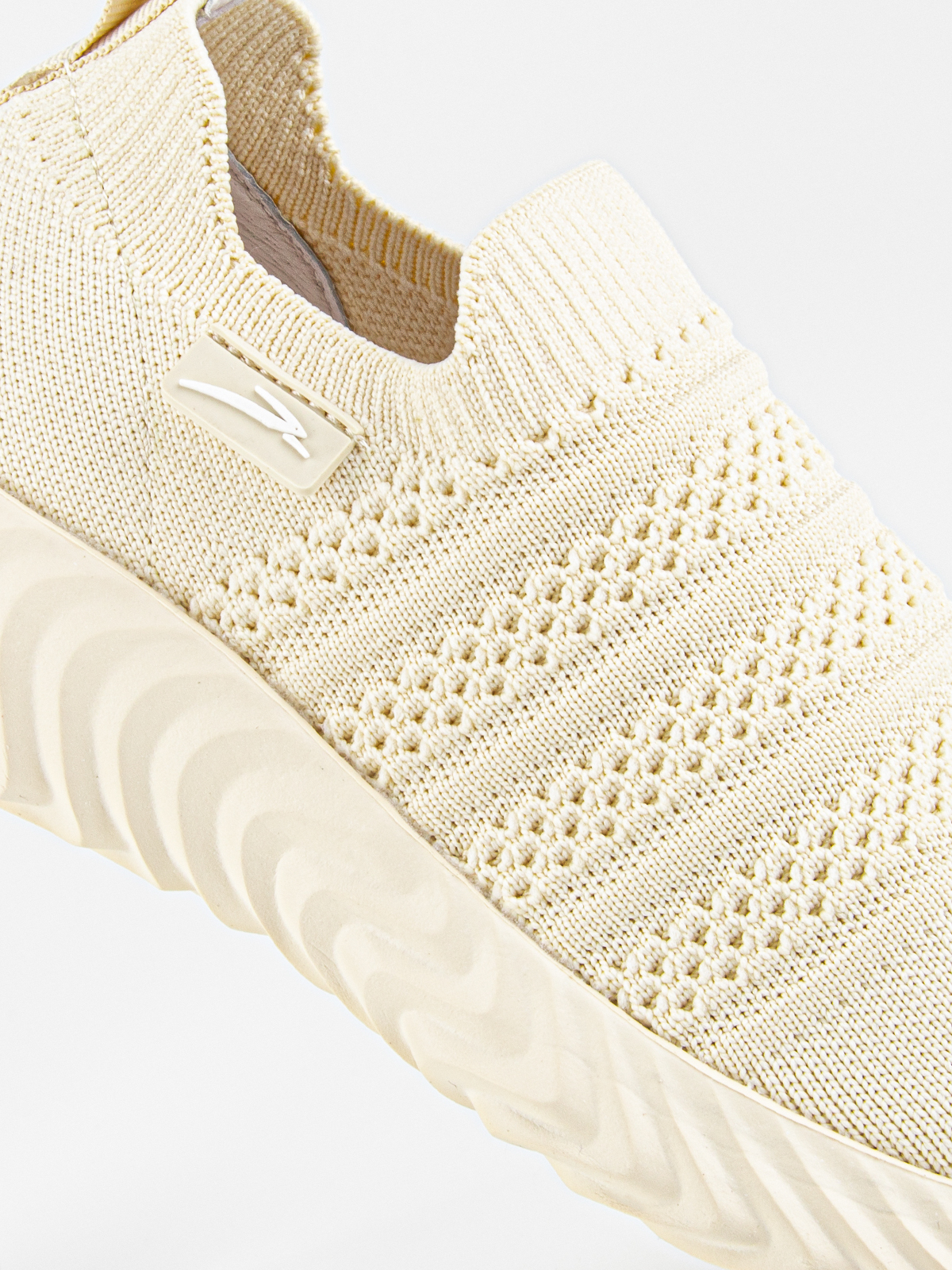 Кроссовки артикул:721152н-11-3