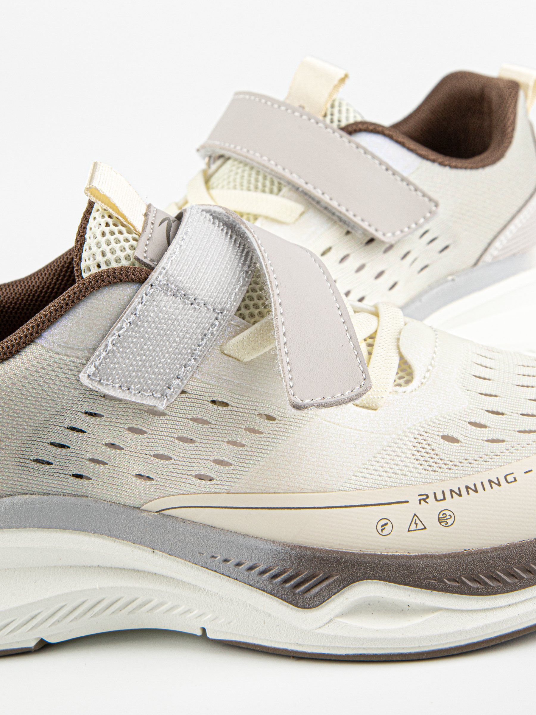 Кроссовки артикул:731285н-1-9