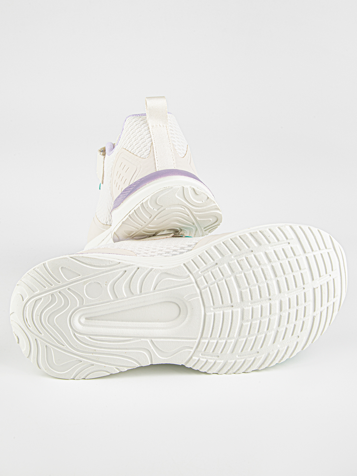 Кроссовки артикул:731142-10-5