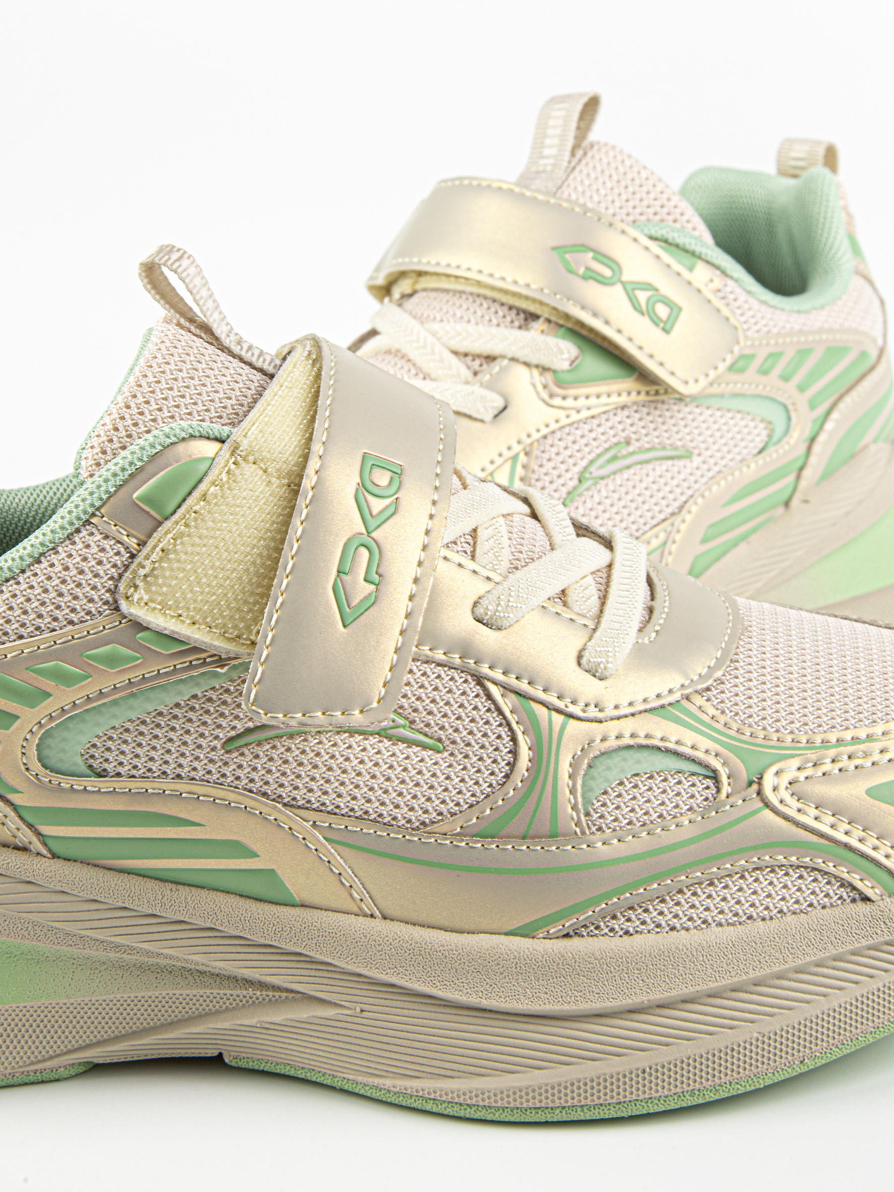 Кроссовки артикул:731295-2-9