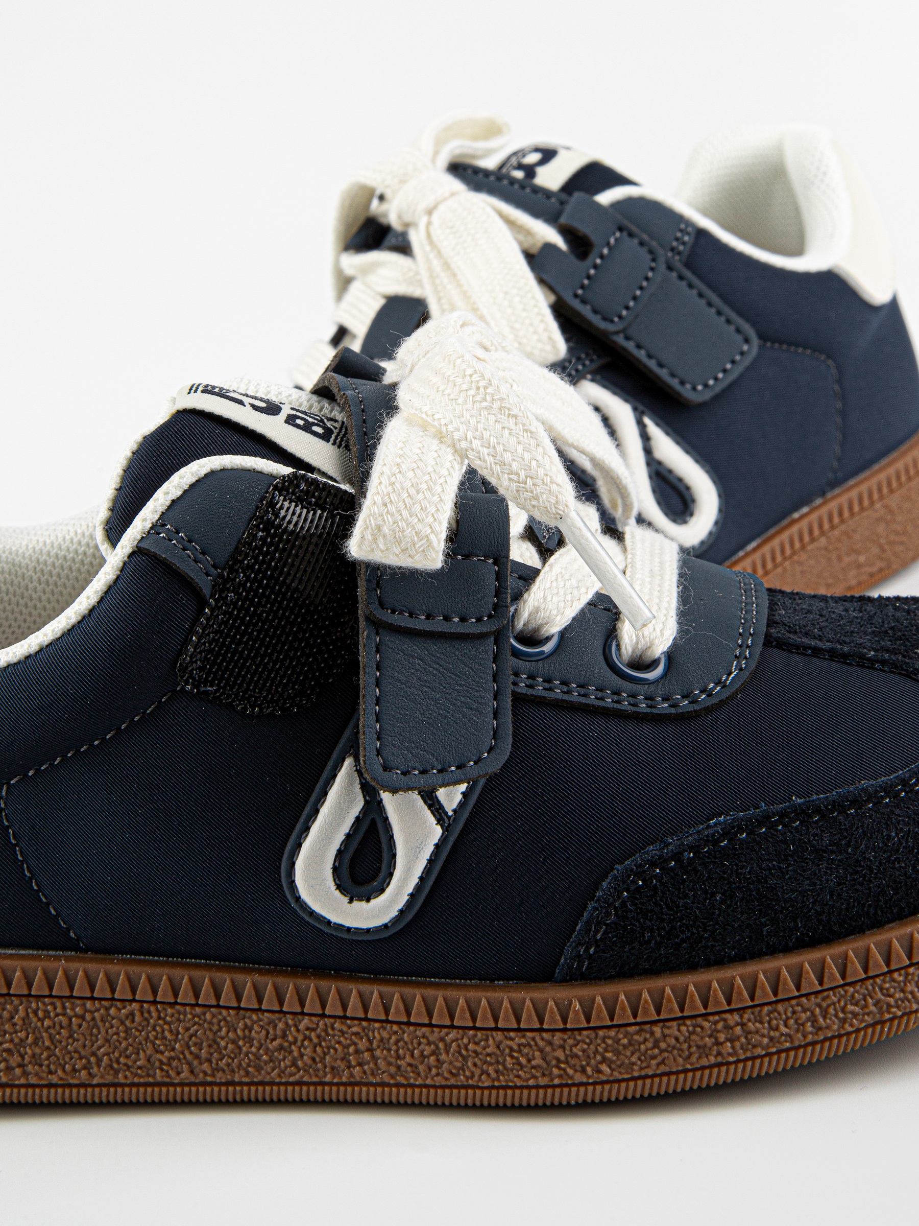 Кроссовки артикул:721206-2-9