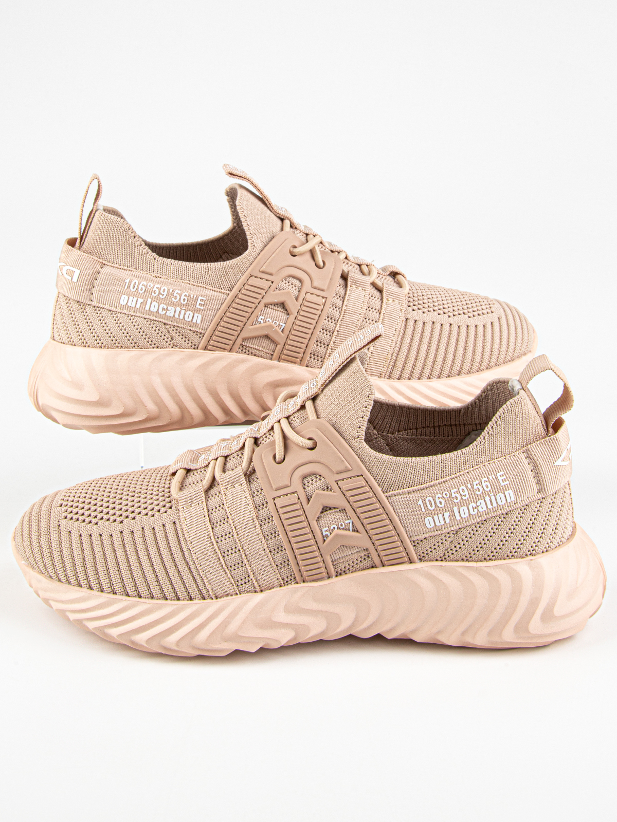 Кроссовки артикул:731167-20-4