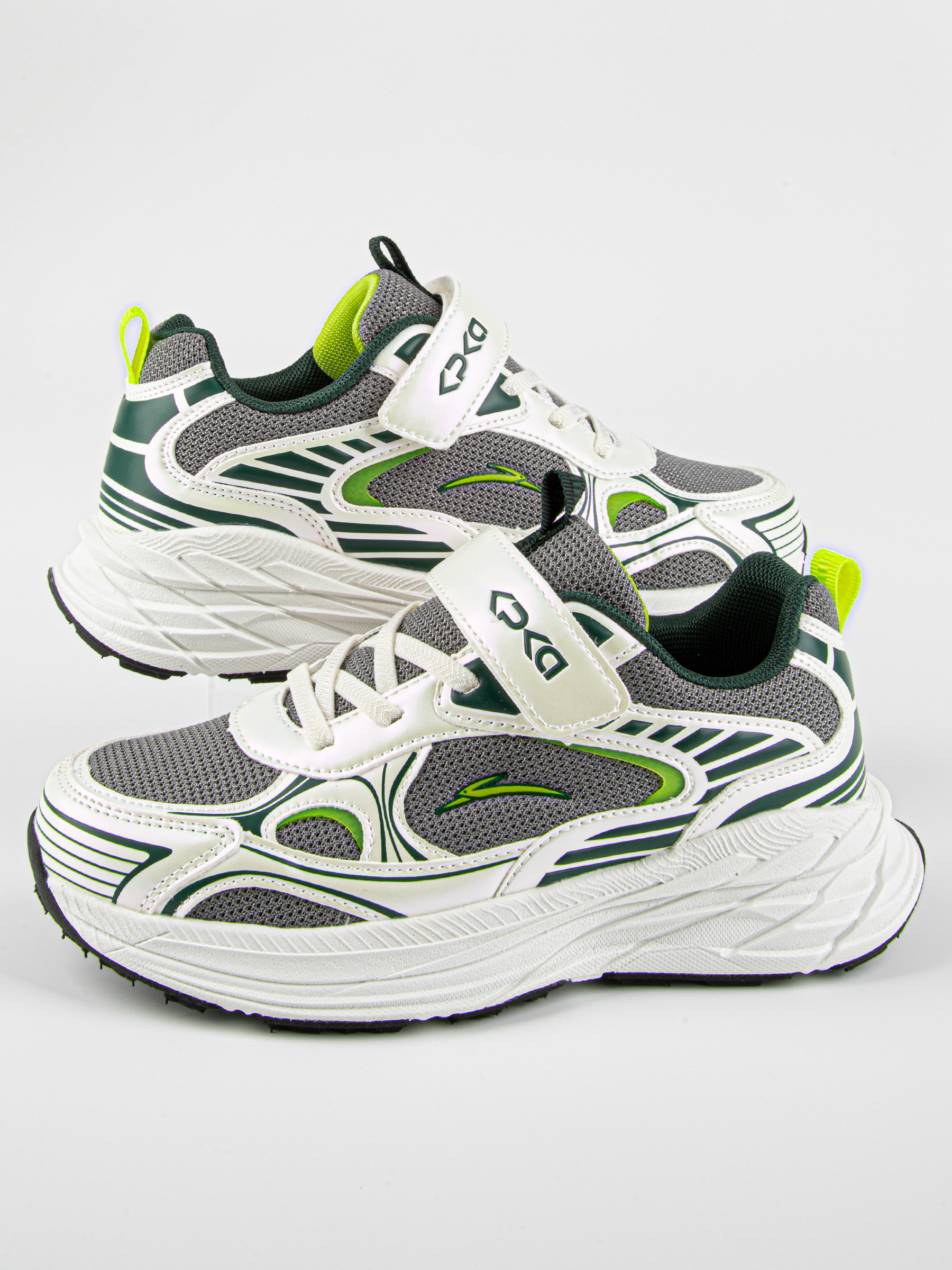 Кроссовки артикул:731295-3-4