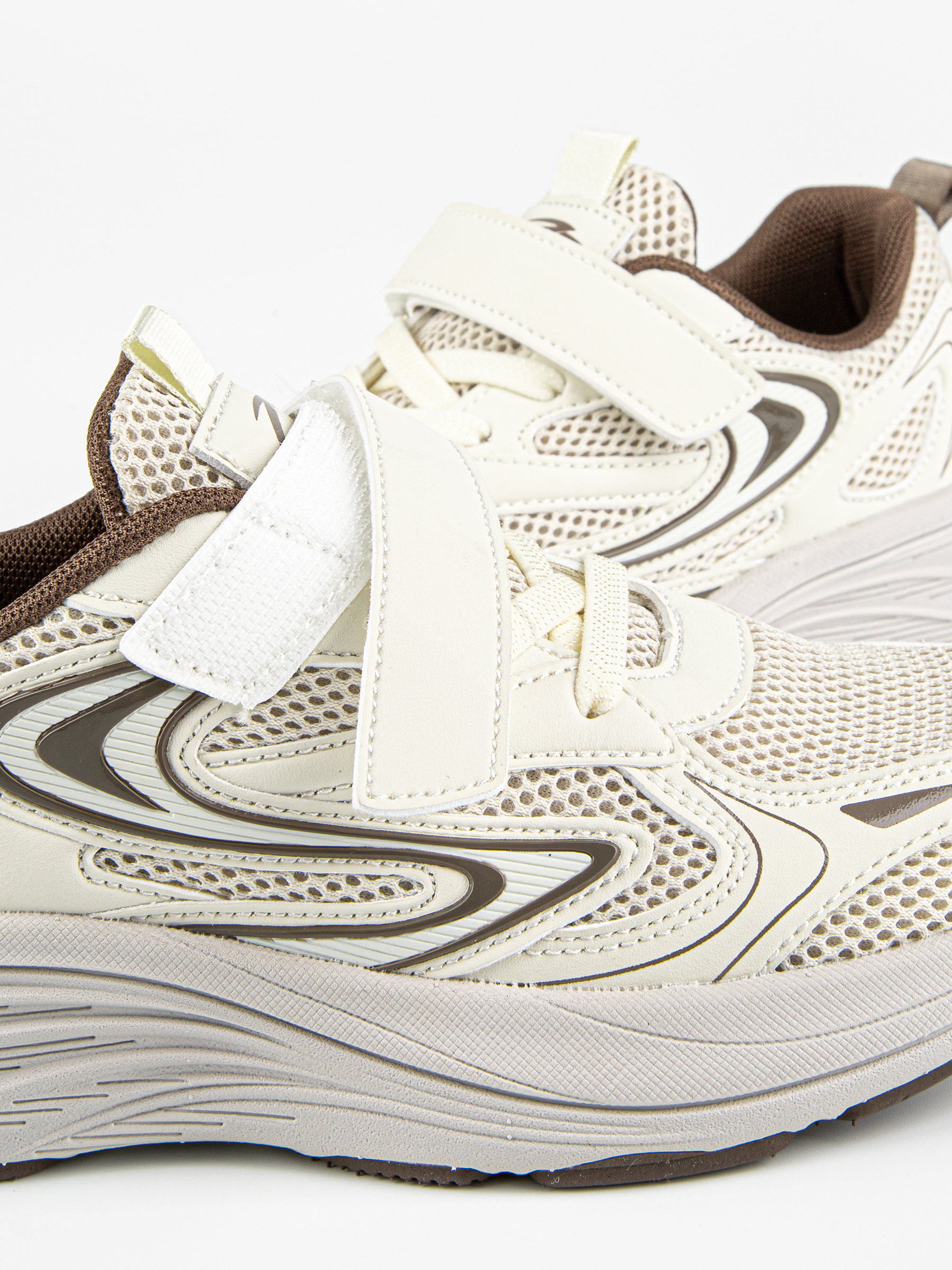 Кроссовки артикул:731287-1-9