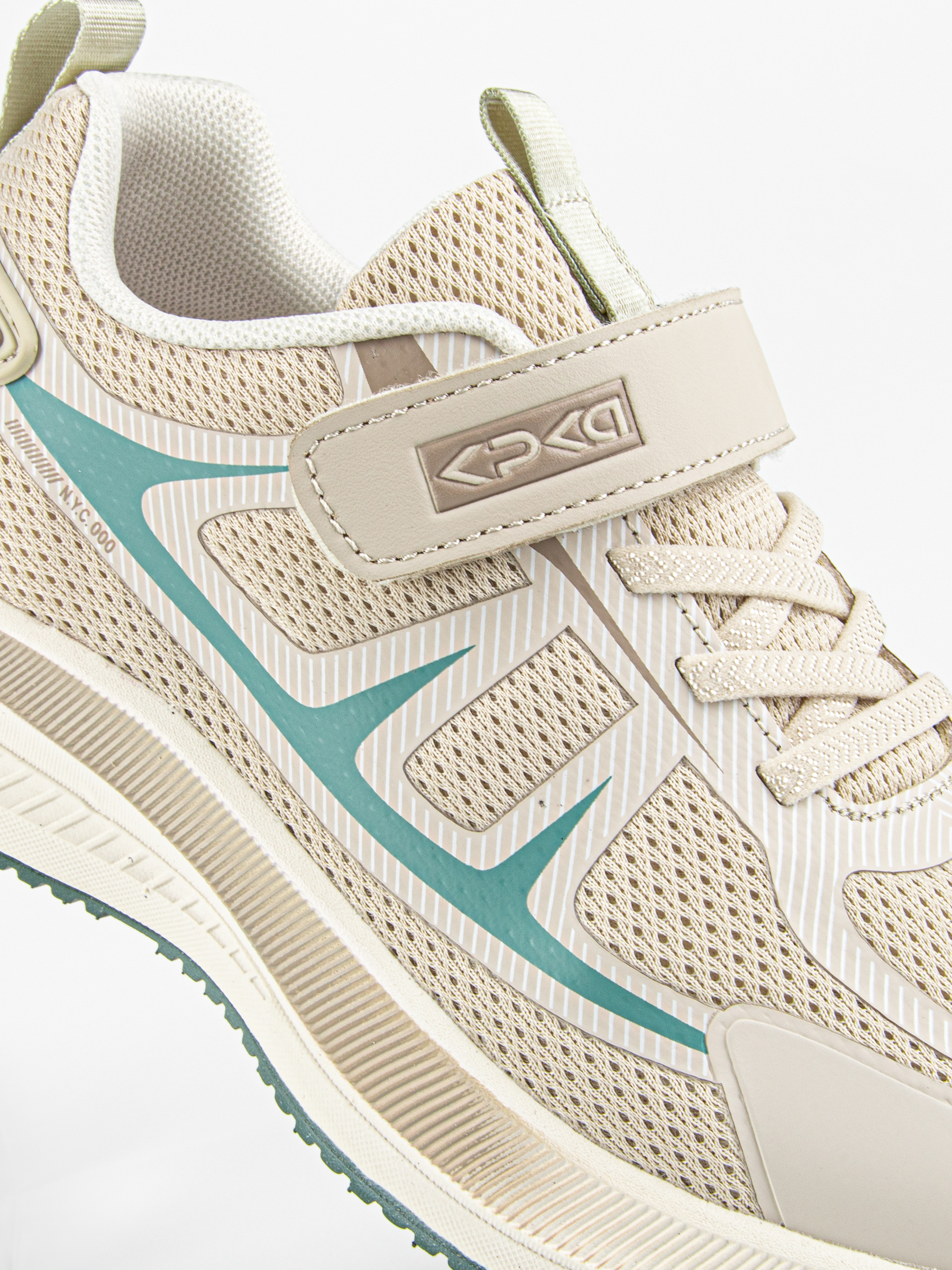 Кроссовки артикул:731254-2-3