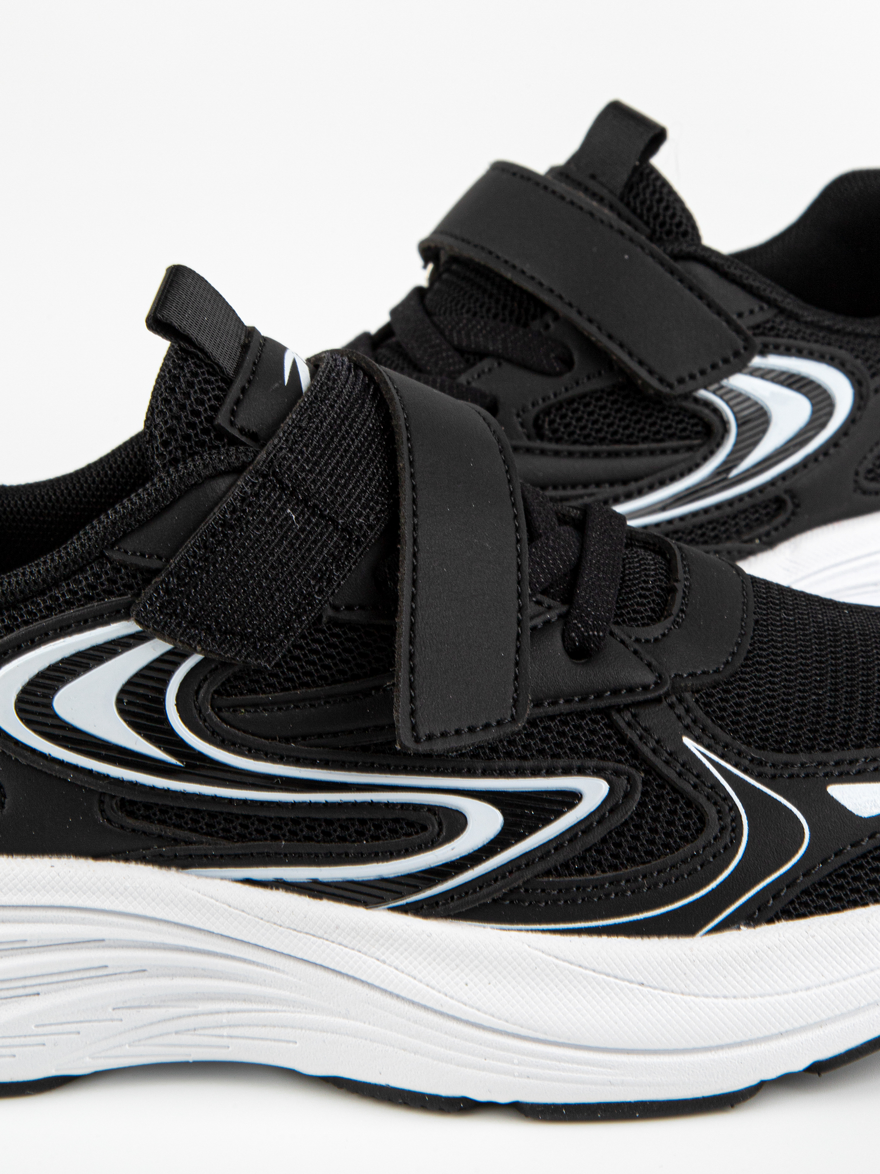 Кроссовки артикул:731287-2-9