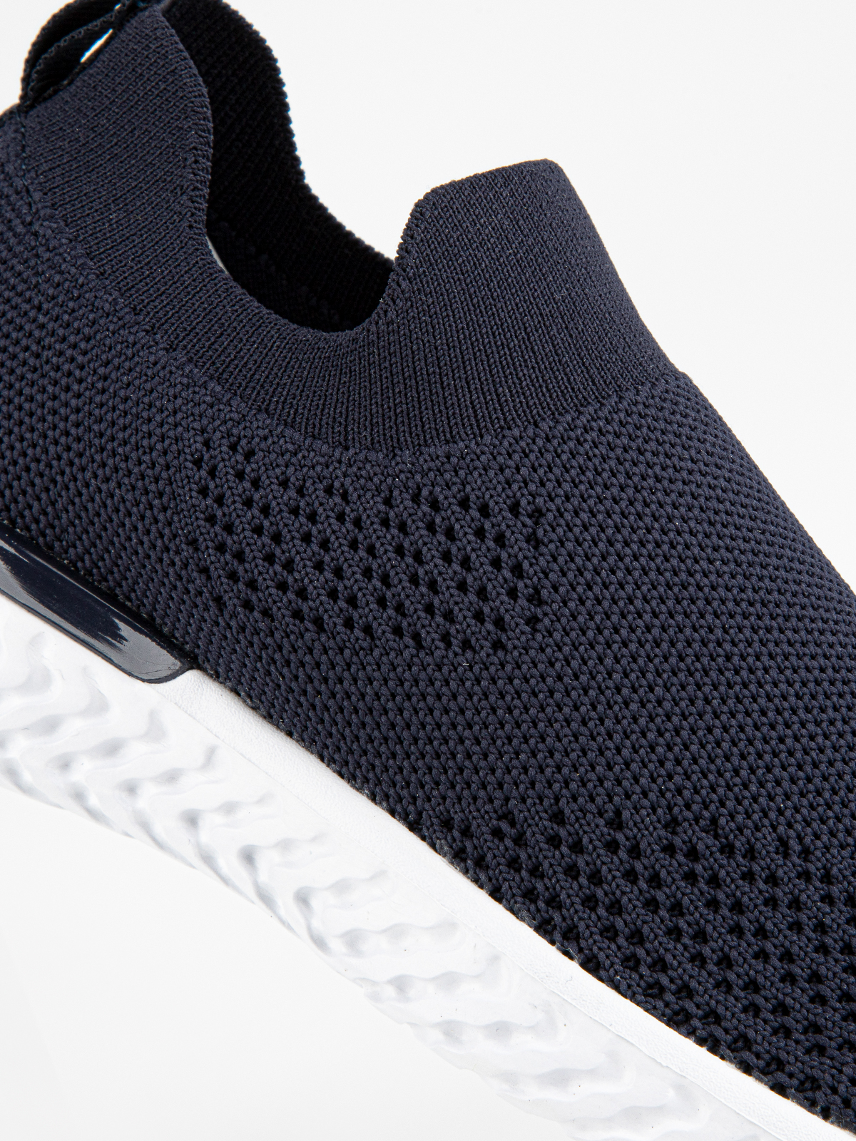 Кроссовки артикул:731659-2-3