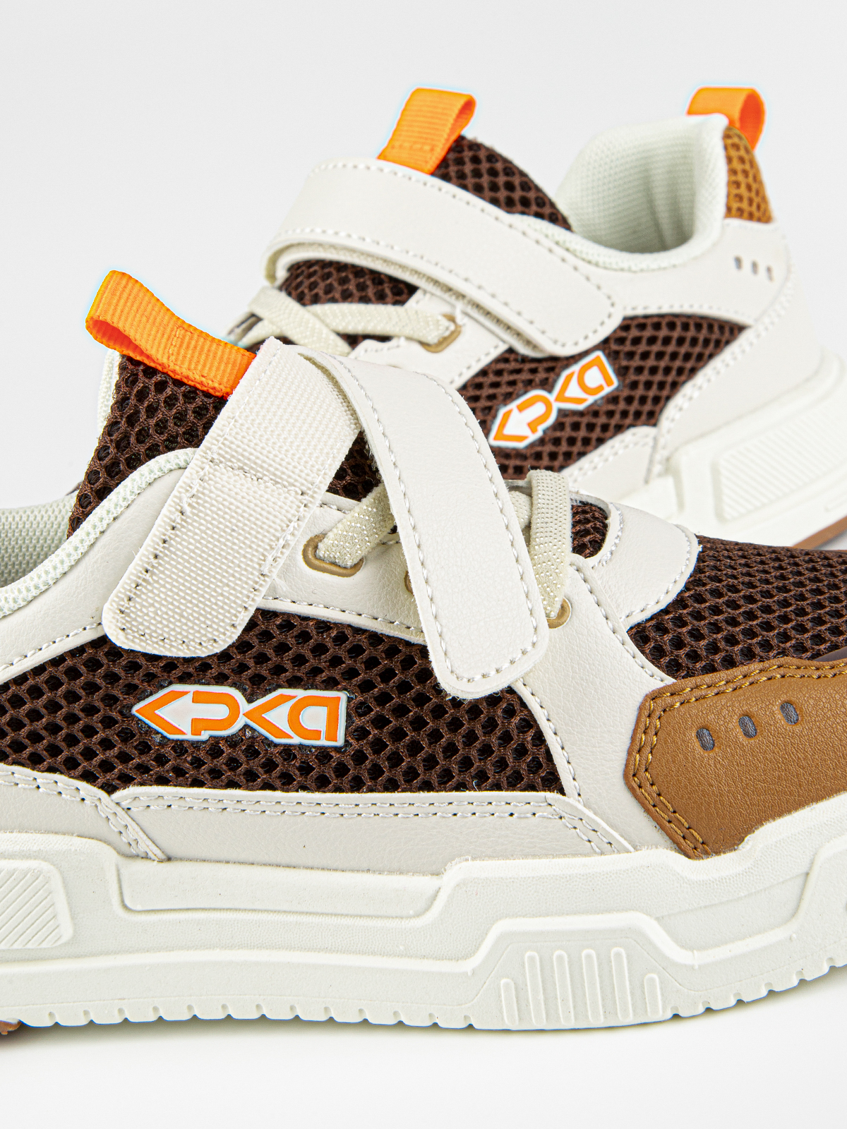 Кроссовки артикул:721032-20-9