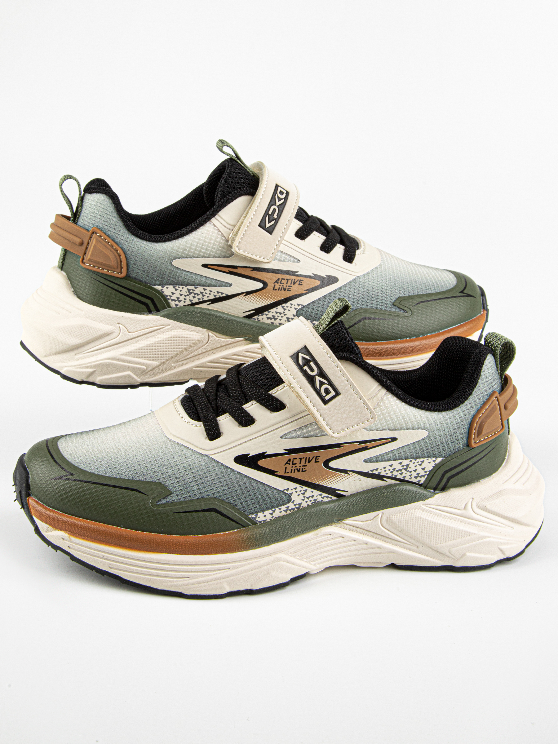 Кроссовки артикул:731247-2-4