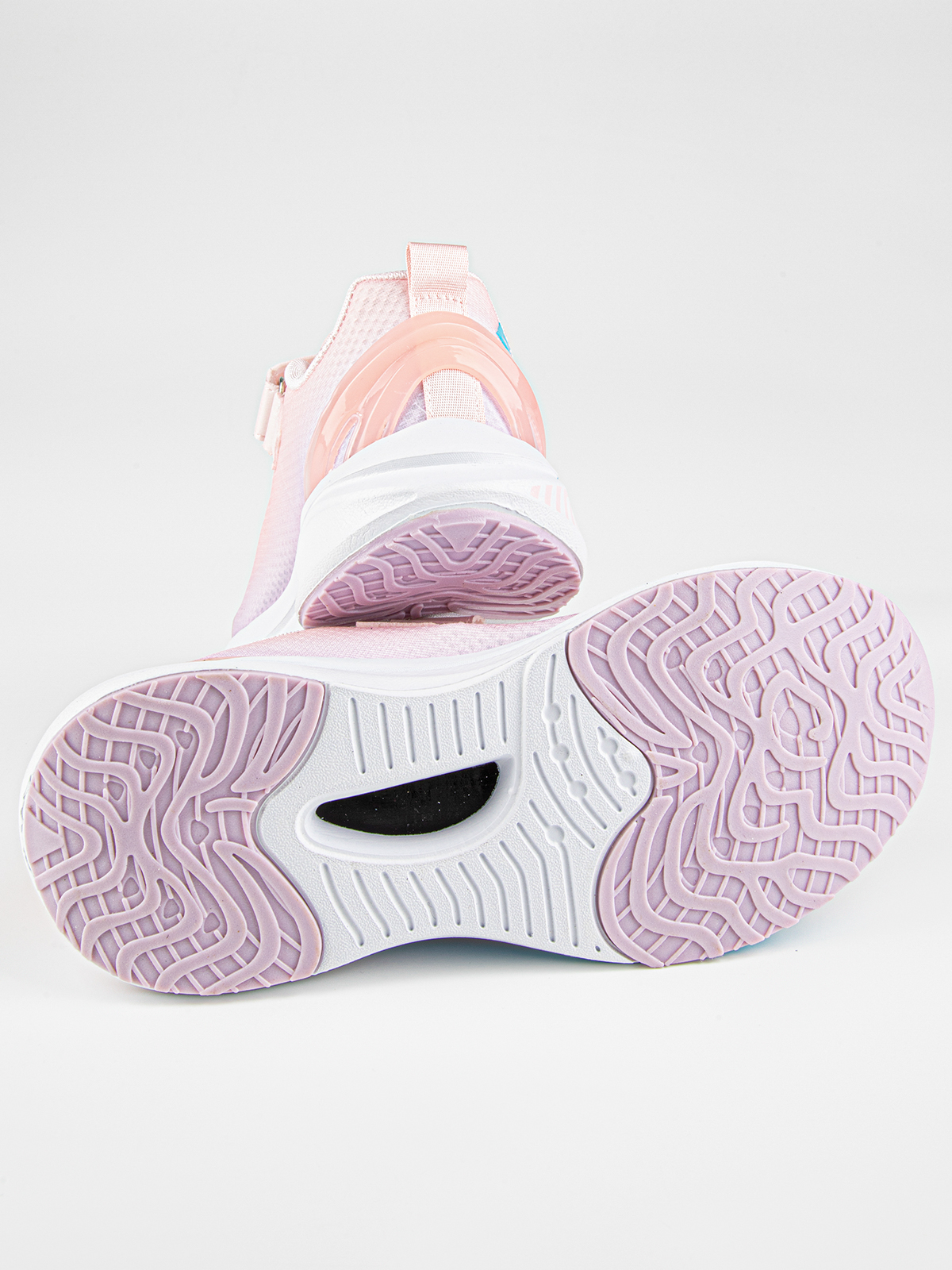 Кроссовки артикул:731135-10-5