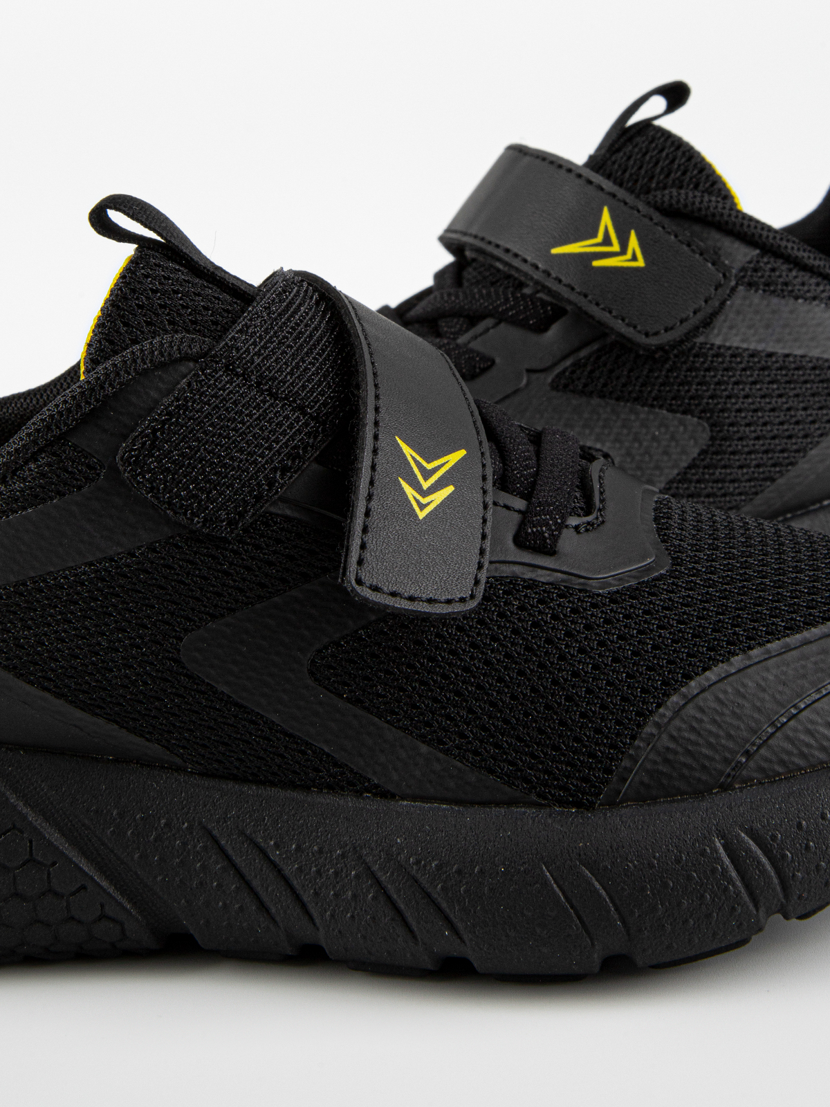 Кроссовки артикул:721188-1-10