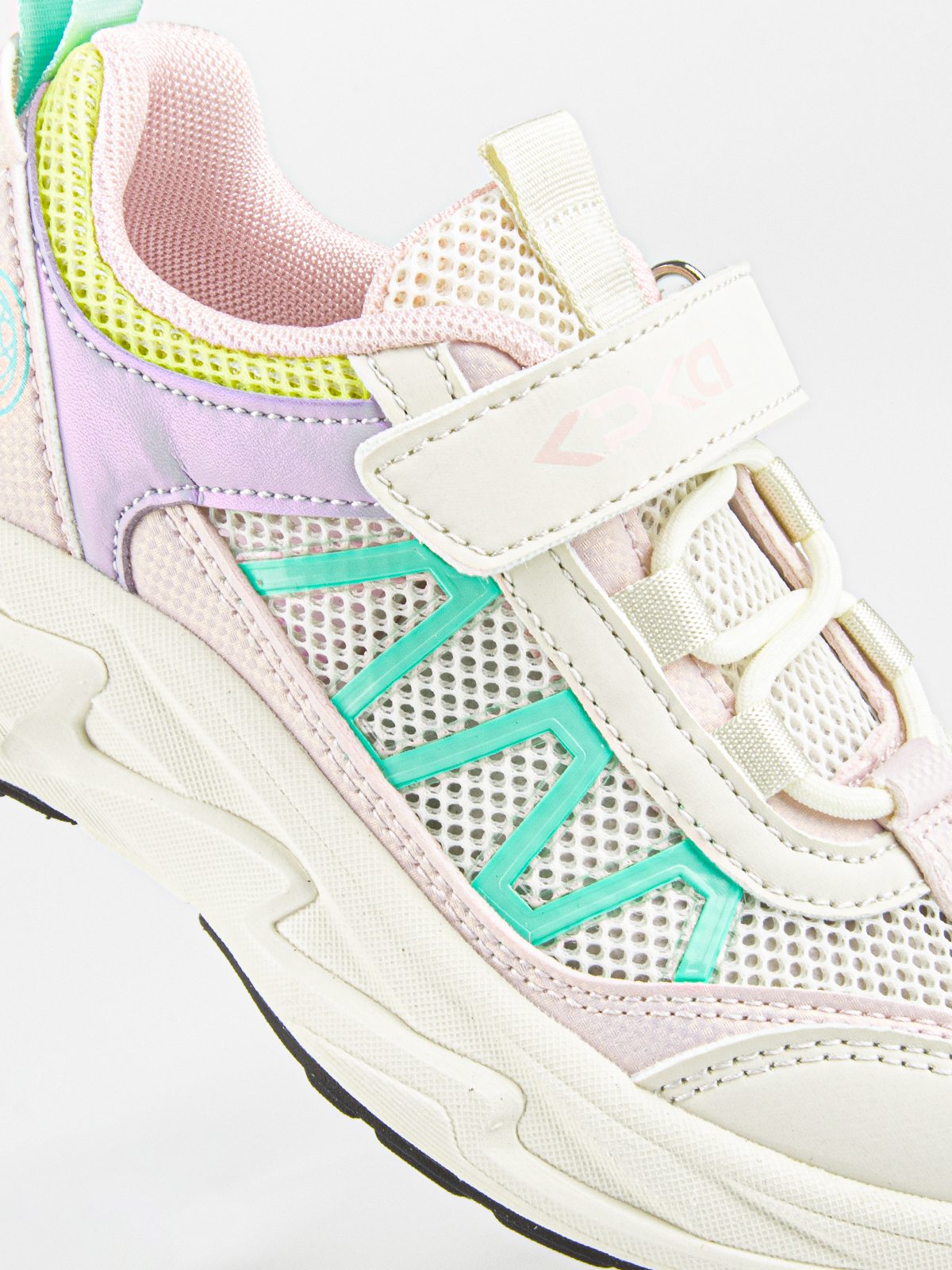 Кроссовки артикул:721178н-20-3