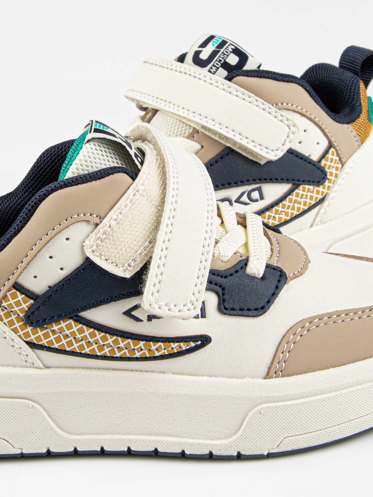 Кроссовки артикул:721020-20-9