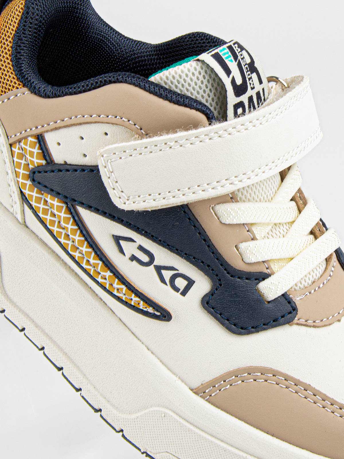 Кроссовки артикул:721020-20-3