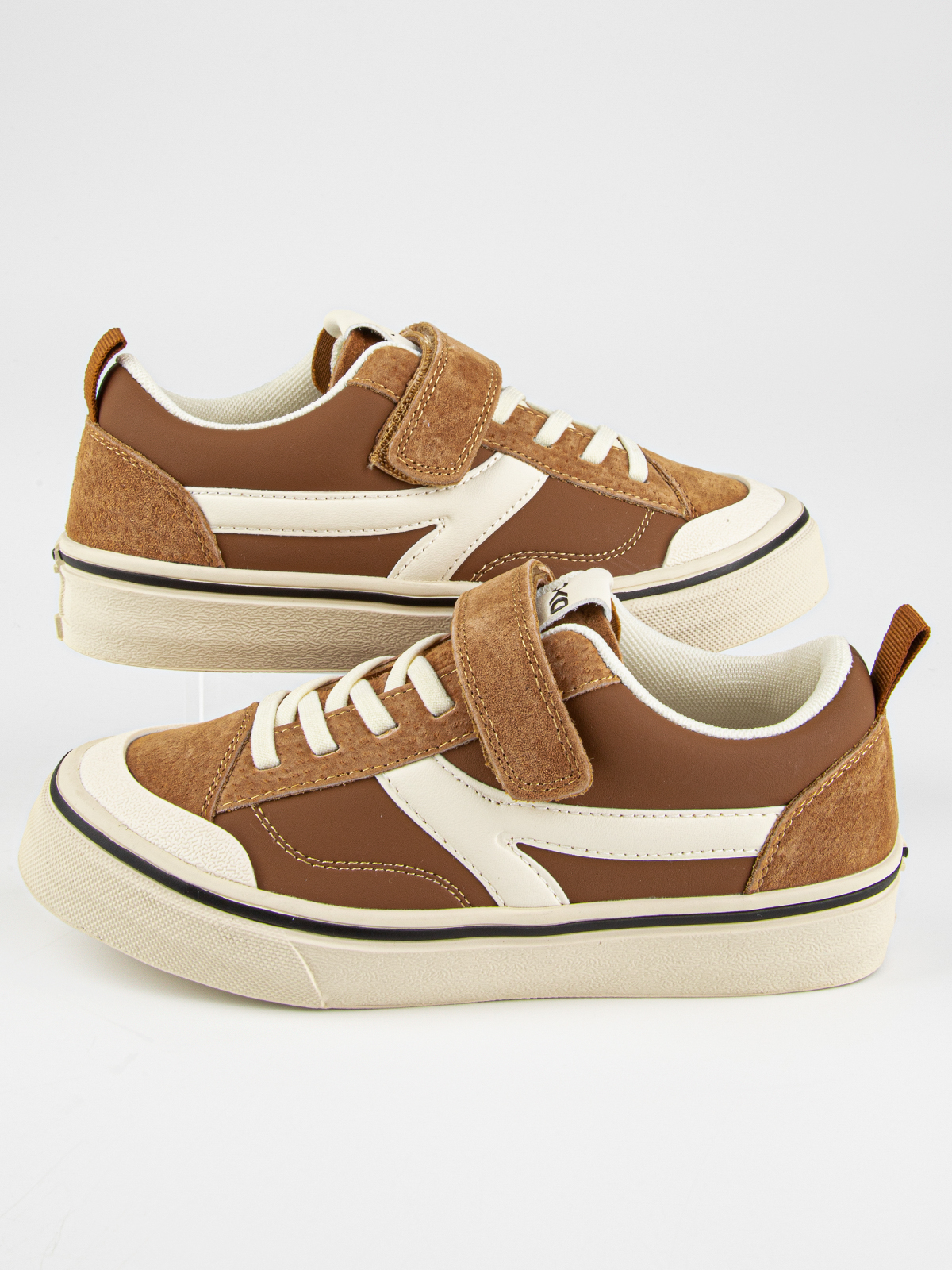 Кроссовки артикул:731212-2-4