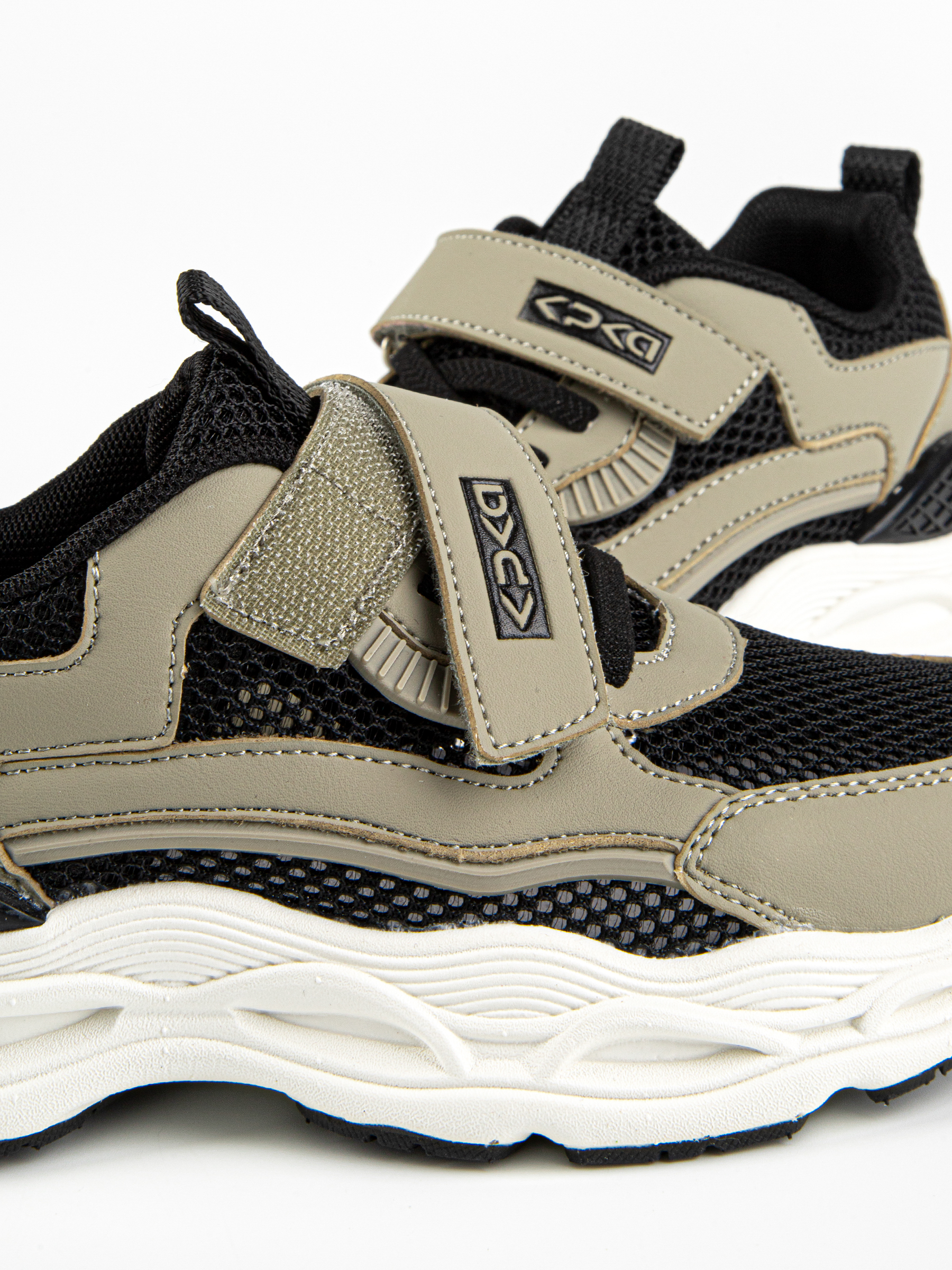 Кроссовки артикул:731246н-2-9