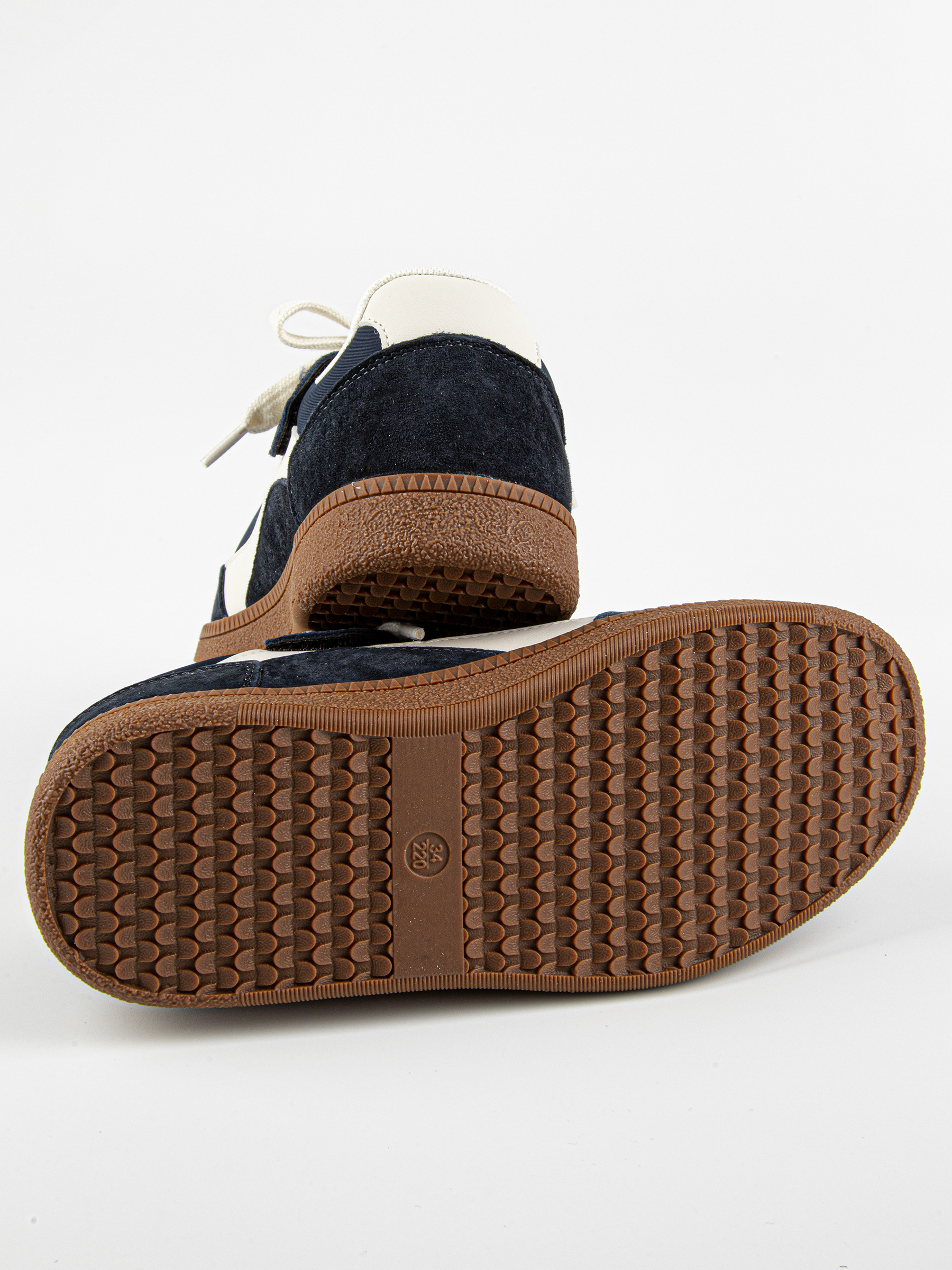 Кроссовки артикул:731248-2-5