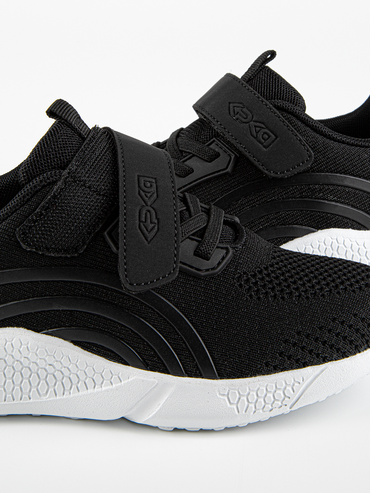 Кроссовки артикул:73909-3-10