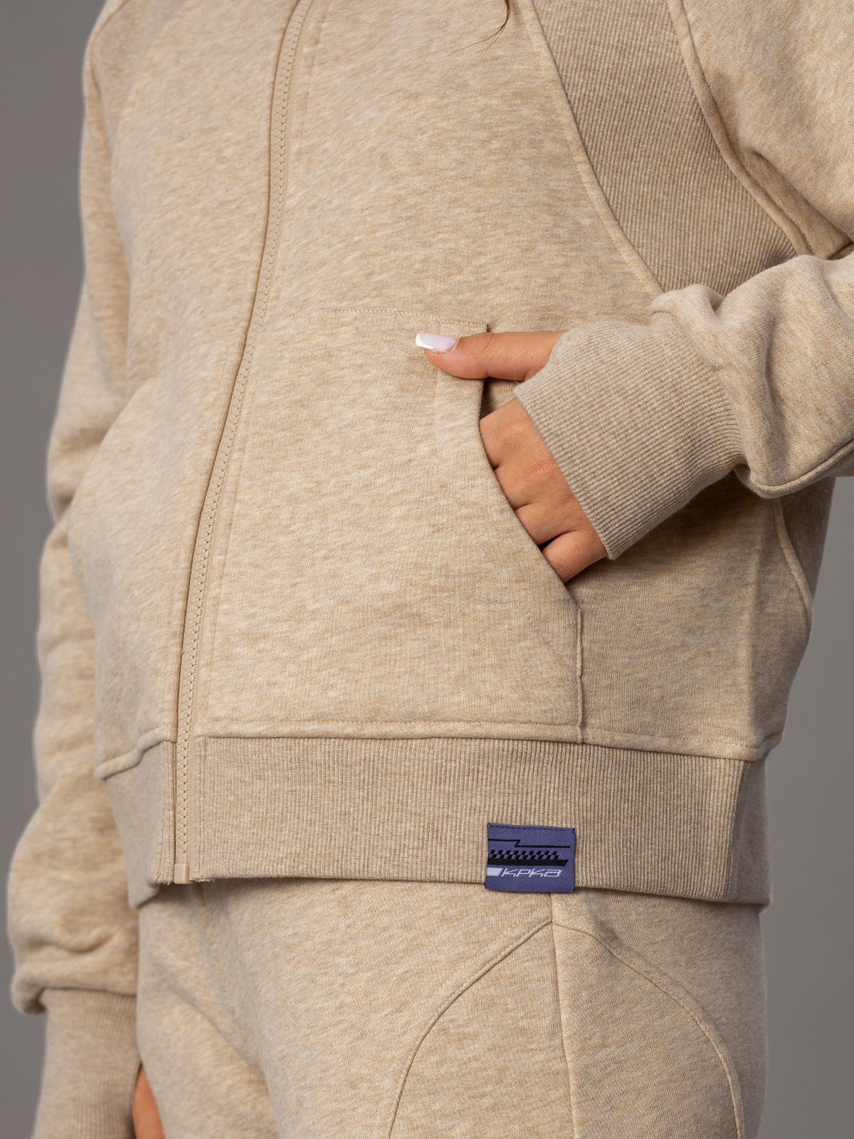 Толстовка трикотажная артикул:OJGCJ03-T1-8