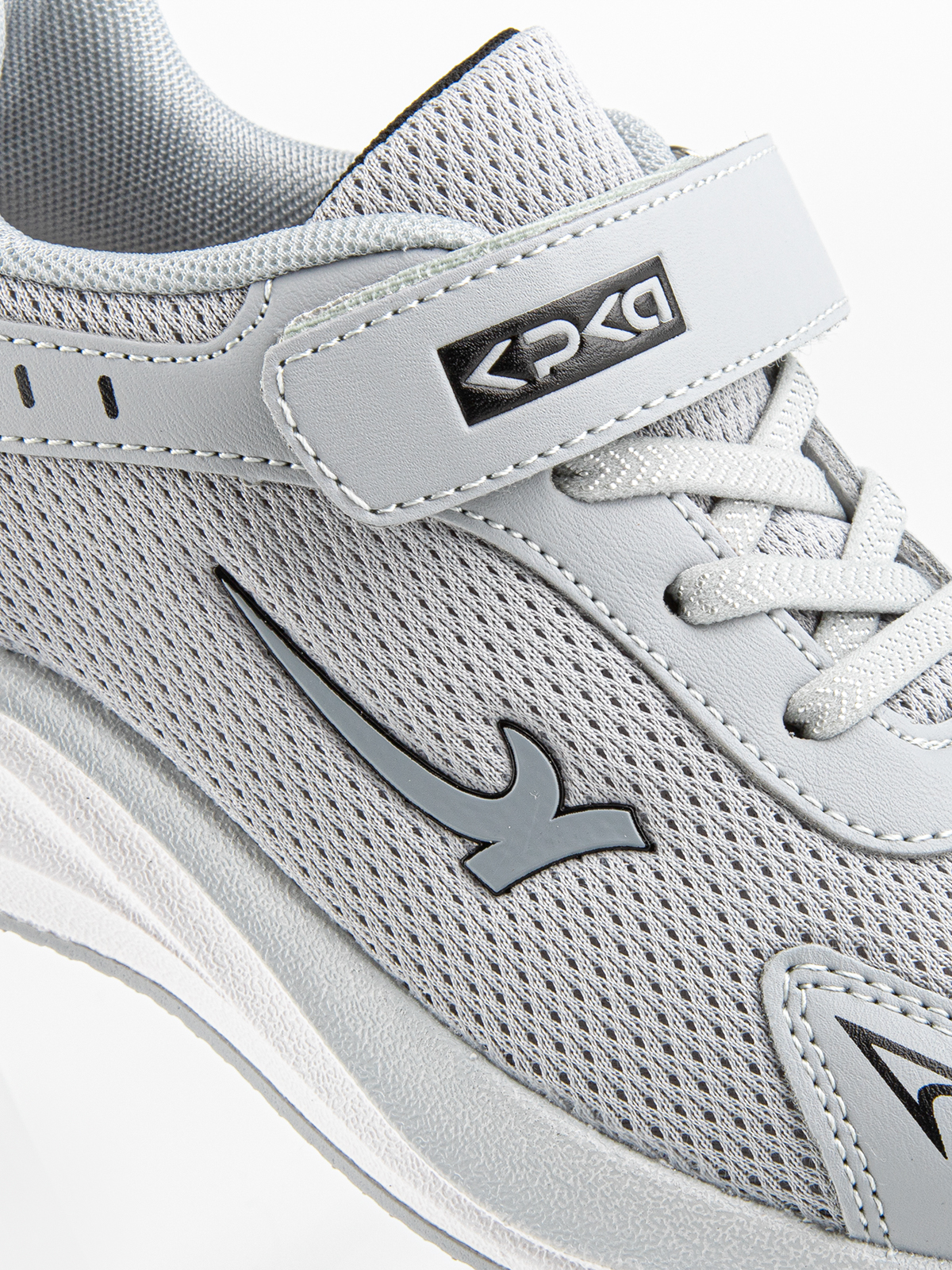 Кроссовки артикул:731226-2-3