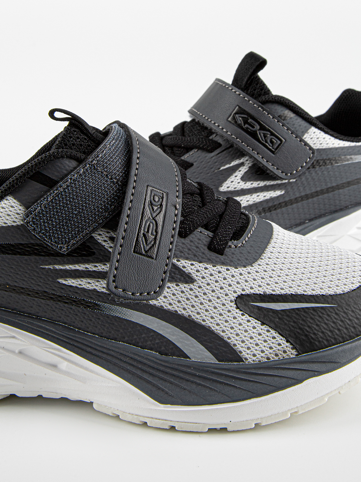 Кроссовки артикул:731229-1-10