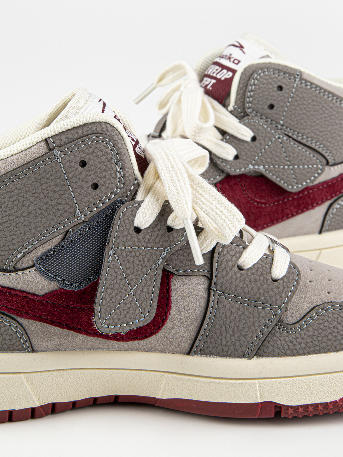 Кроссовки артикул:731253-1-9