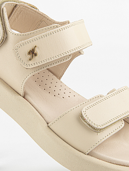 Сандалии артикул:33945т-3-3