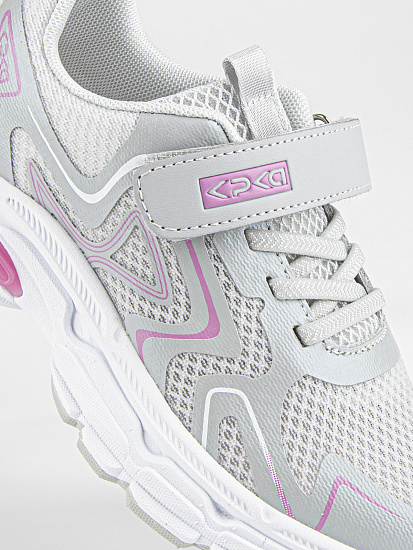 Кроссовки артикул:731143-20-3